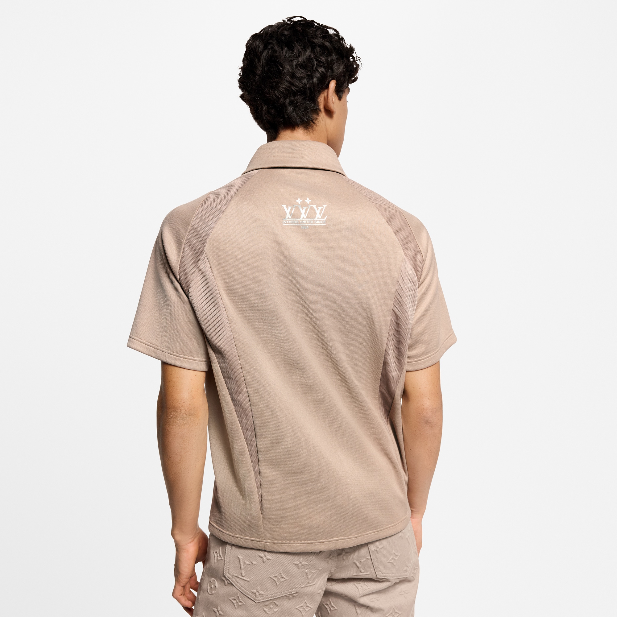 เสื้อยืดผ้าเจอร์ซีย์ตกแต่งลาย  in ผู้ชาย