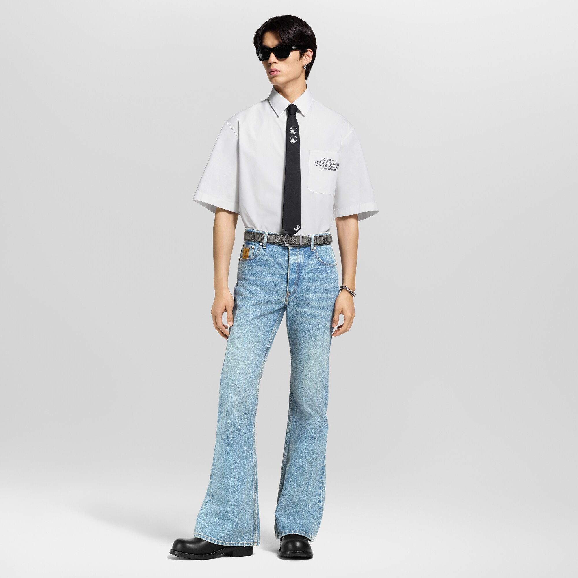 เสื้อเชิ้ตแขนสั้นตกแต่งลาย  in ผู้ชาย