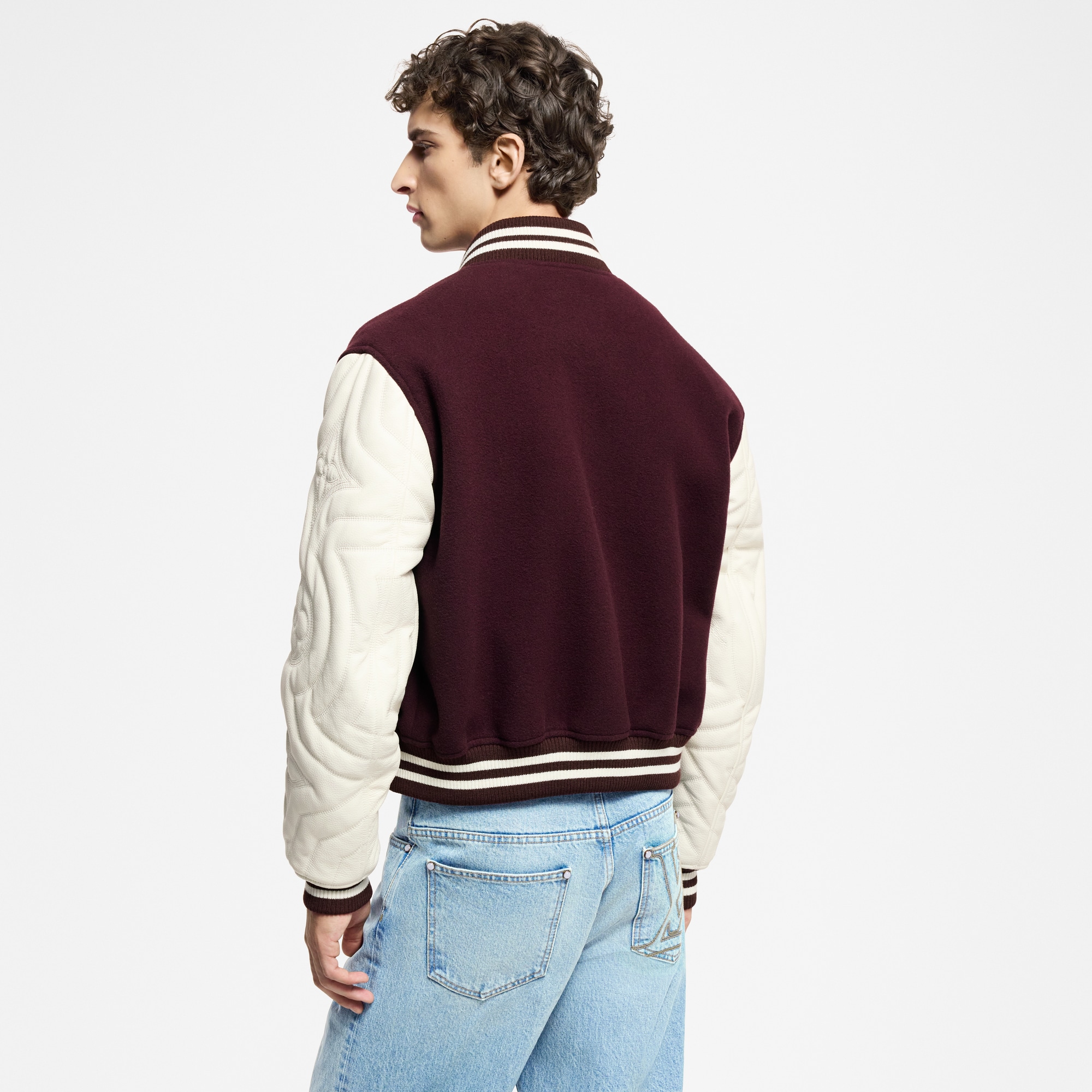 เสื้อแจ็คเก็ต Varsity หนังลูกวัวปักลาย  in ผู้ชาย
