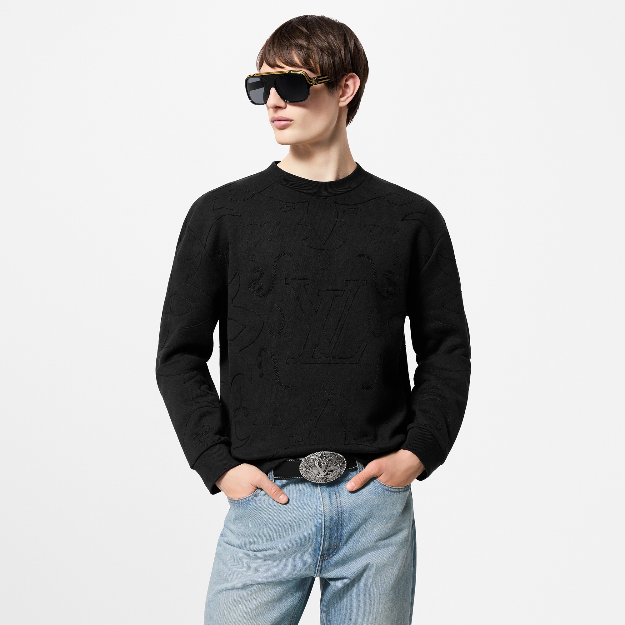 เสื้อคอกลมผ้าคอตตอนเจอร์ซีย์ปักลาย  in ผู้ชาย
