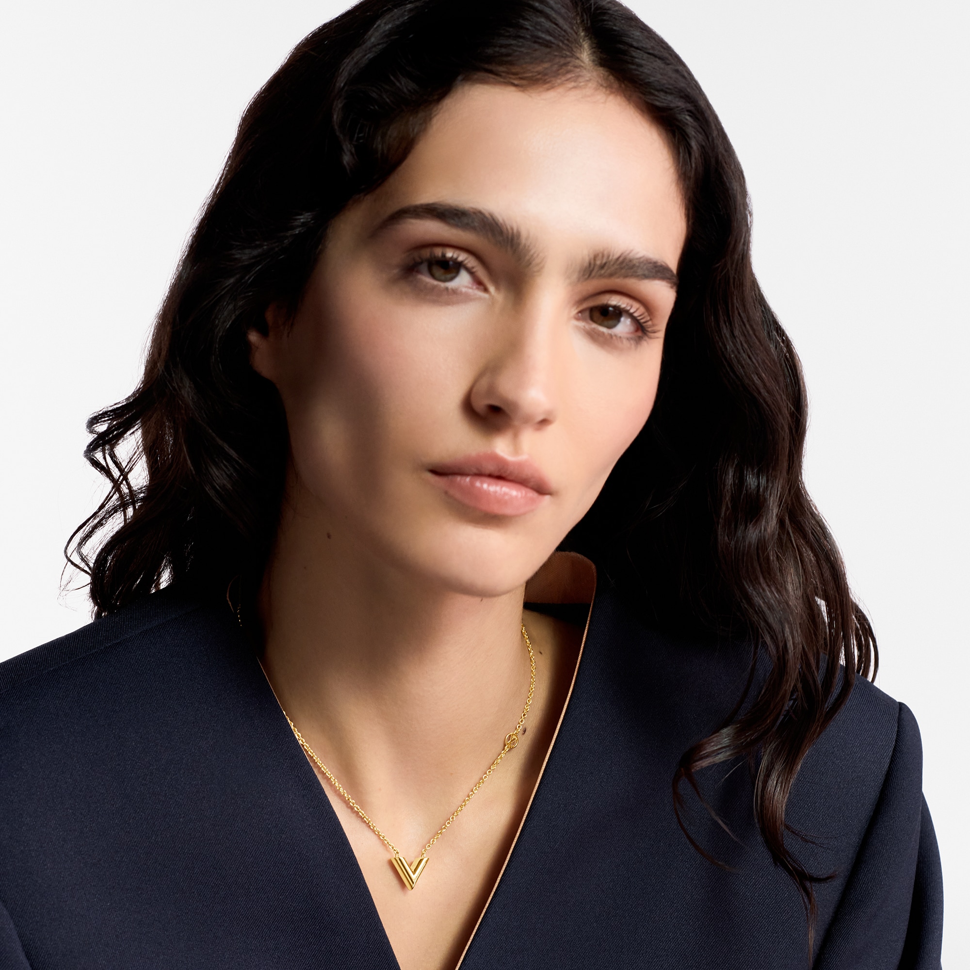 สร้อยคอ ESSENTIAL V . in ผู้หญิง