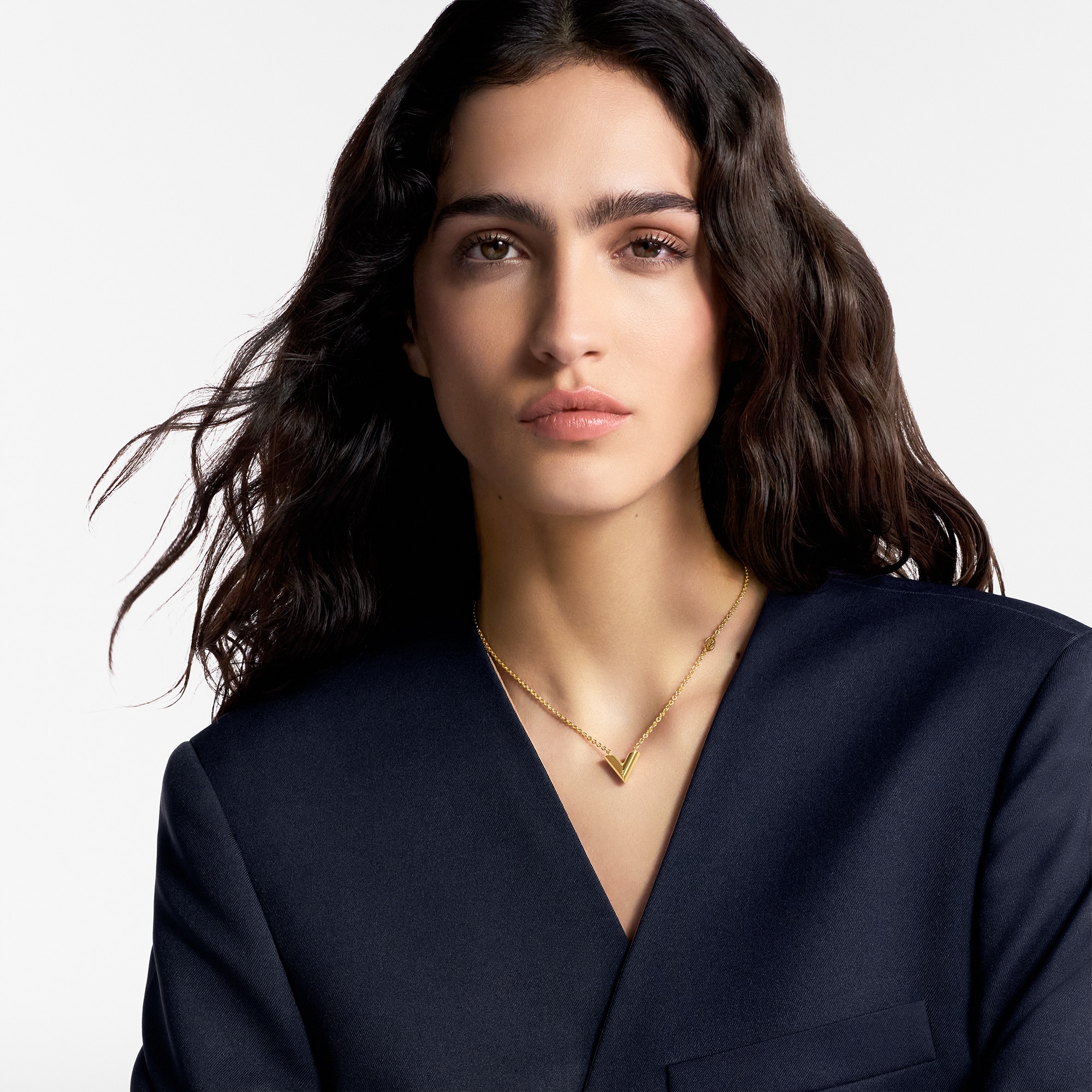 สร้อยคอ ESSENTIAL V . in ผู้หญิง