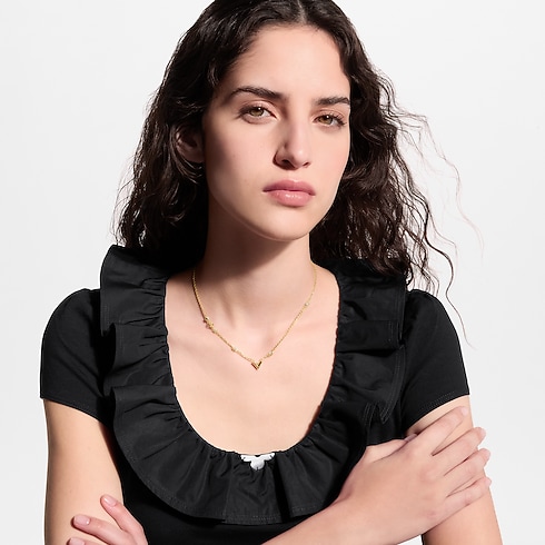 สร้อยคอ Essential V Strass PM . in ผู้หญิง's แฟชั่นจิวเวลรี่ สร้อยคอ collections by Louis Vuitton (การย่อ/ขยายผลิตภัณฑ์)