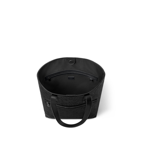 กระเป๋ารุ่น Excursion Tote หนัง Monogram Shadow in ผู้ชาย's กระเป๋า All Collections collections by Louis Vuitton (การย่อ/ขยายผลิตภัณฑ์)