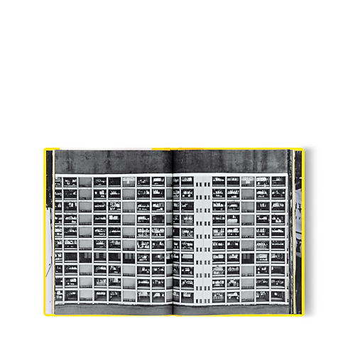 หนังสือ Fashion Eye ฮ่องกง in ทรังก์ การเดินทาง และ บ้าน's หนังสือและเครื่องเขียน หนังสือ Fashion Eye collections by Louis Vuitton (การย่อ/ขยายผลิตภัณฑ์)