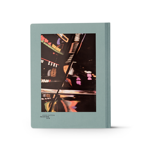 หนังสือ Fashion Eye โซล in ทรังก์ การเดินทาง และ บ้าน's หนังสือและเครื่องเขียน หนังสือ Fashion Eye collections by Louis Vuitton (การย่อ/ขยายผลิตภัณฑ์)