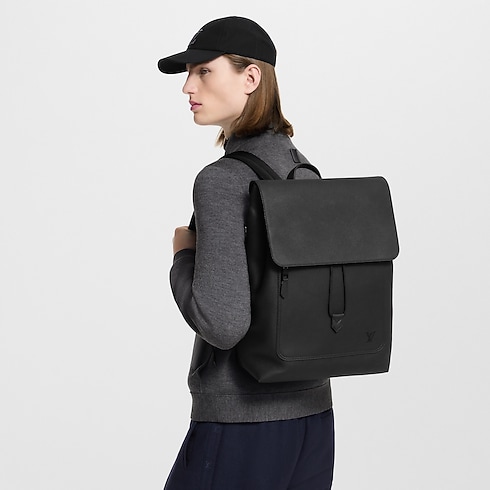 กระเป๋าสะพายหลังรุ่น Fastline LV Aerogram in กระเป๋าและผลิตภัณฑ์เครื่องหนังขนาดเล็ก's สำหรับผู้ชาย ผลิตภัณฑ์ใหม่ล่าสุด collections by Louis Vuitton (การย่อ/ขยายผลิตภัณฑ์)