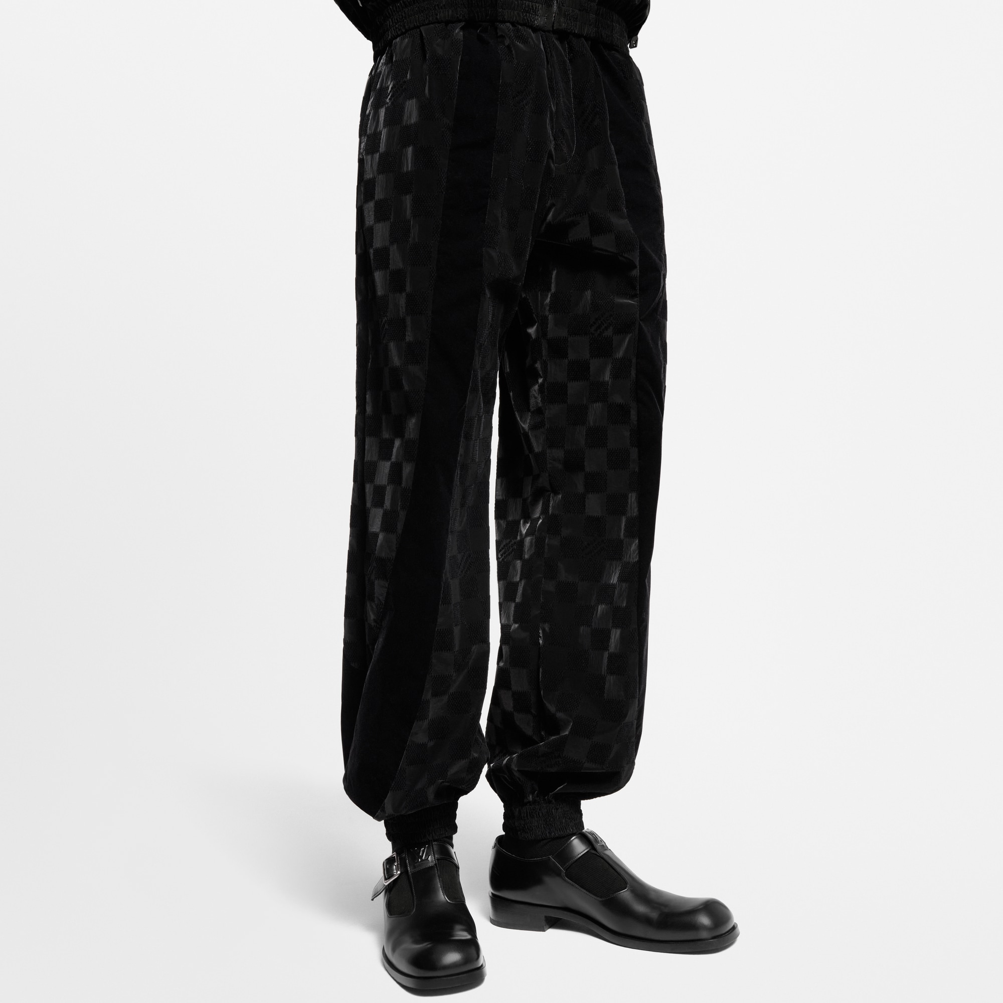 กางเกงวอร์มผ้าเทคนิคอลลาย Damier แบบ Flocked  in ผู้ชาย