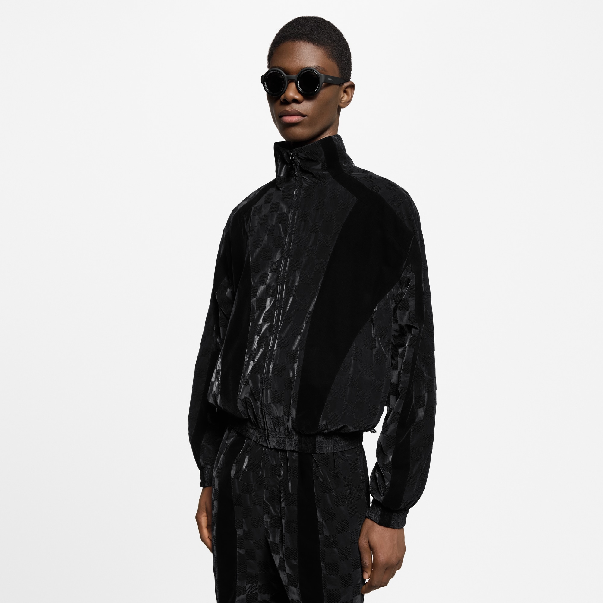 เสื้อวอร์มผ้าเทคนิคอลลาย Damier แบบ Flocked  in ผู้ชาย