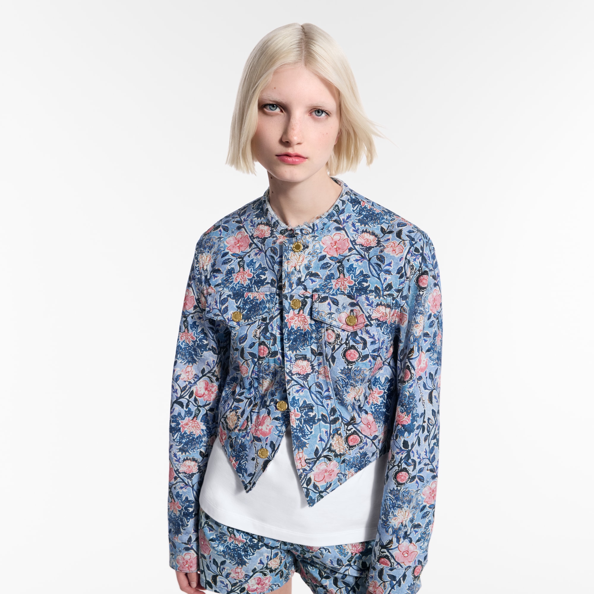 เสื้อแจ็คเก็ตลาย Floral Vine  in ผู้หญิง