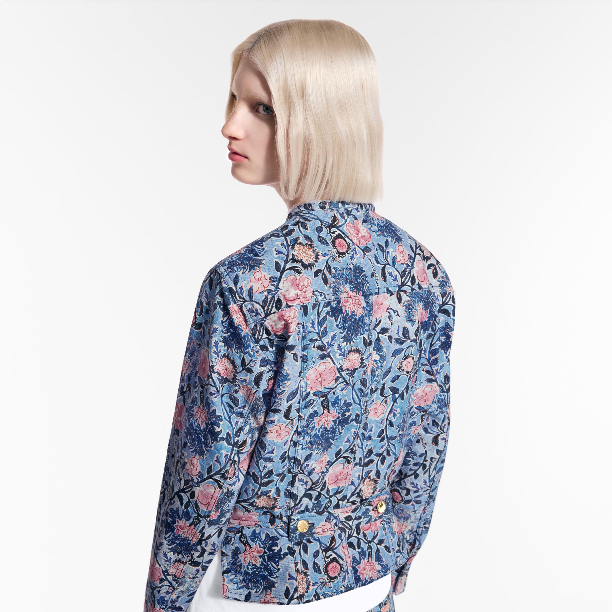 เสื้อแจ็คเก็ตลาย Floral Vine  in ผู้หญิง