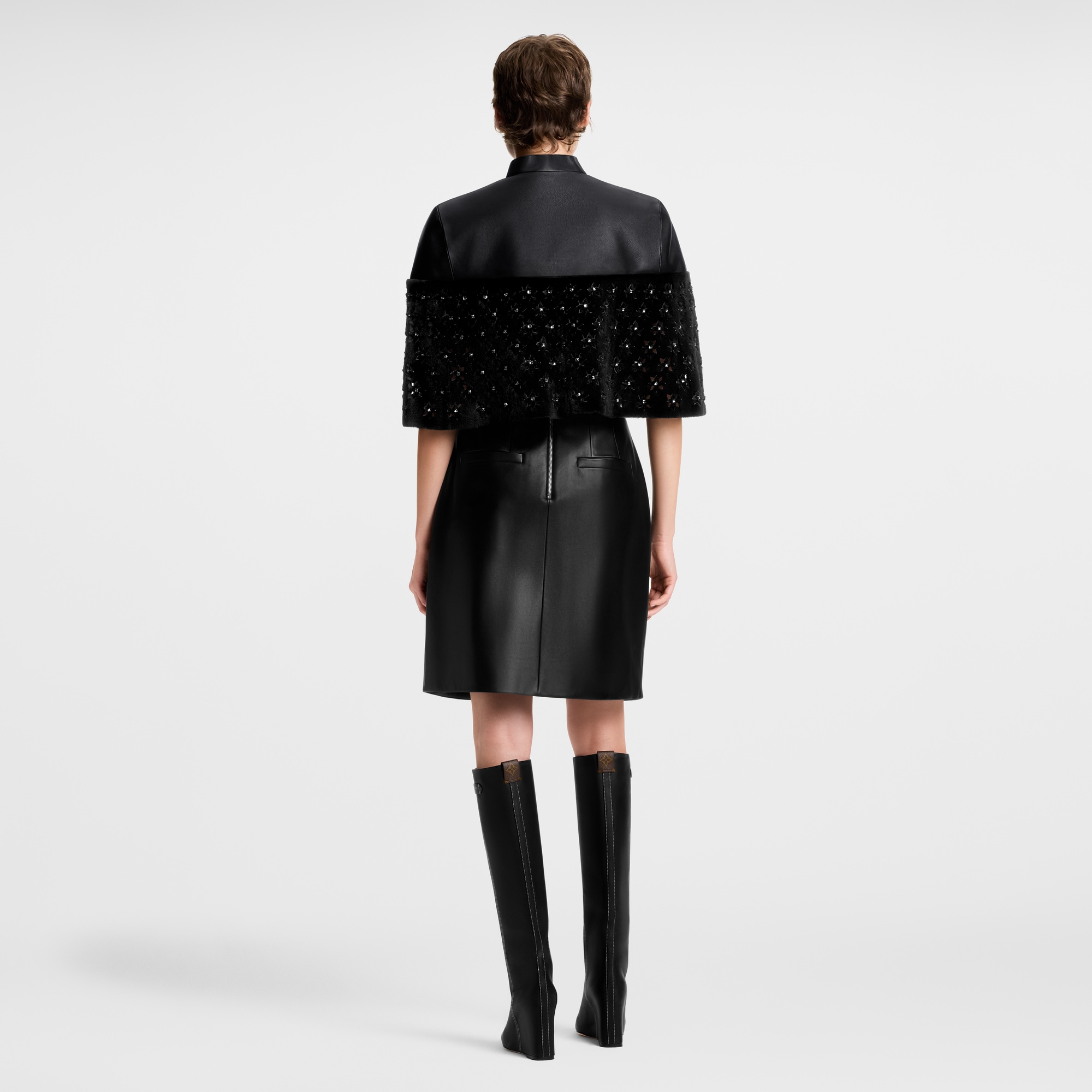 Fur Mix Leather Cropped Cape  in ผู้หญิง