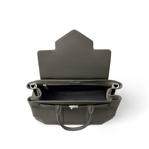 กระเป๋ารุ่น Georges Tote MM หนังประเภทอื่น in กระเป๋าและผลิตภัณฑ์เครื่องหนังขนาดเล็ก's สำหรับผู้หญิง ใหม่ล่าสุด collections by Louis Vuitton (การย่อ/ขยายผลิตภัณฑ์)