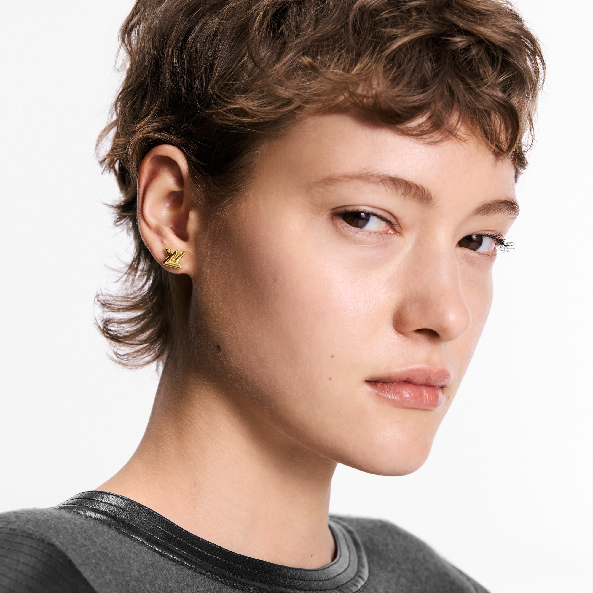 ต่างหู GO-14 . in ผู้หญิง