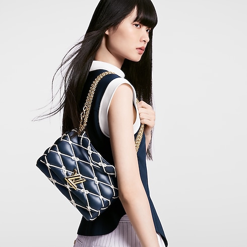 กระเป๋ารุ่น GO-14 MM Malletage in ผู้หญิง's กระเป๋าถือ คอลเล็คชั่นทั้งหมด collections by Louis Vuitton (การย่อ/ขยายผลิตภัณฑ์)