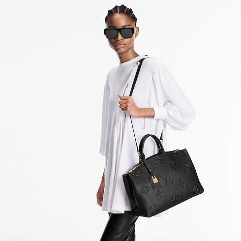 กระเป๋ารุ่น Grand Palais Monogram Empreinte in ผู้หญิง's กระเป๋าถือ กระเป๋าถือสำหรับผู้หญิง collections by Louis Vuitton (การย่อ/ขยายผลิตภัณฑ์)