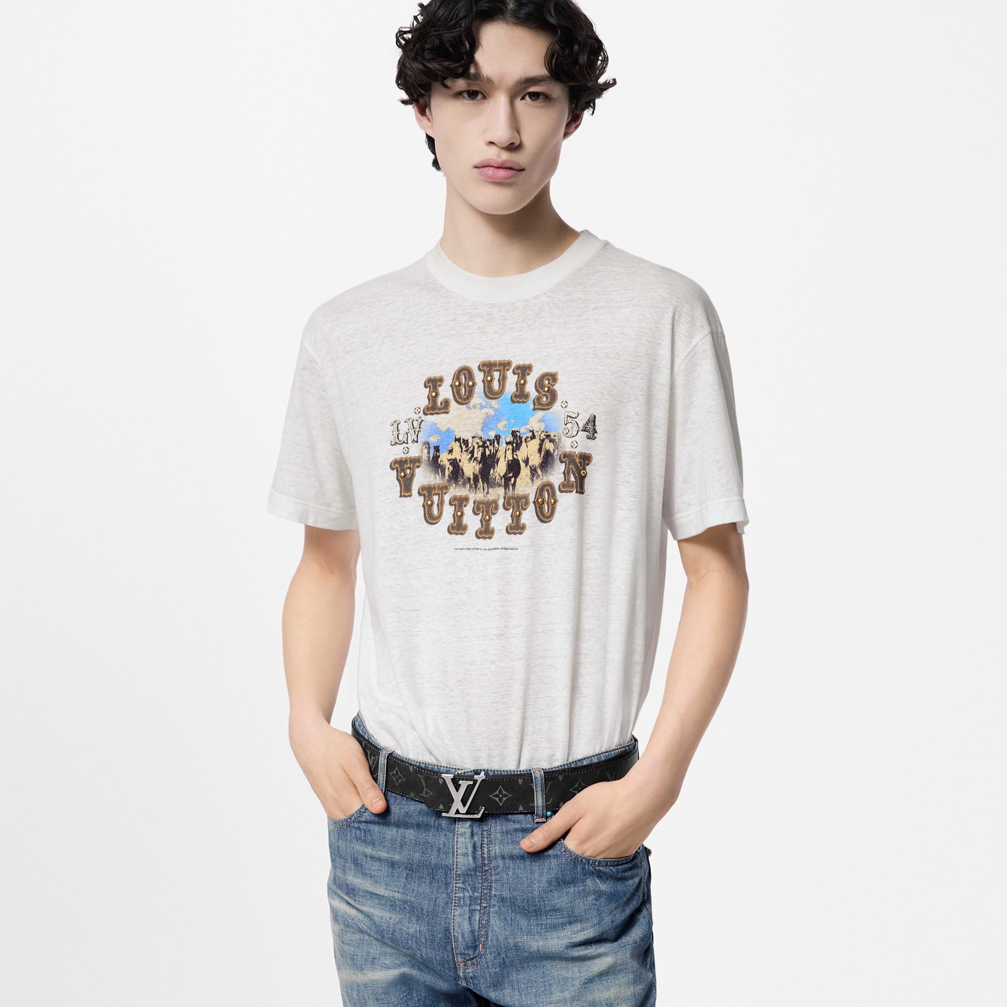 เสื้อยืดผ้าลินินผสมคอตตอนลายกราฟิก  in ผู้ชาย