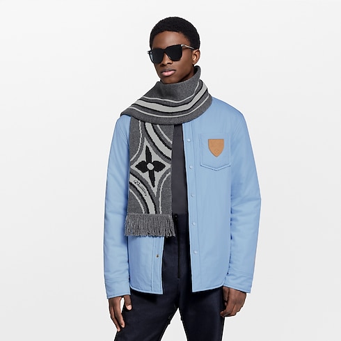 ผ้าพันคอรุ่น Graphic Flower . in ผู้ชาย's แอคเซสเซอรี่ ผ้าพันคอสำหรับผู้ชาย collections by Louis Vuitton (การย่อ/ขยายผลิตภัณฑ์)