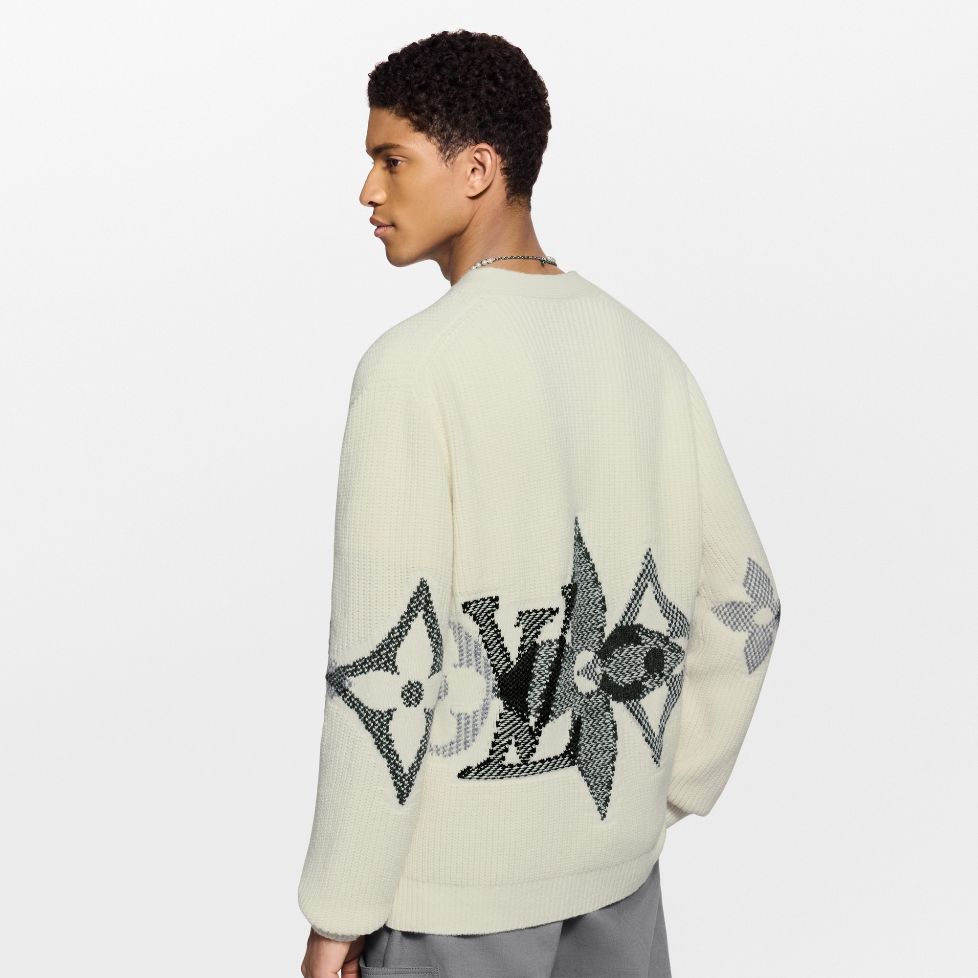 Graphic Knitted Cardigan  in ผลิตภัณฑ์ใหม่