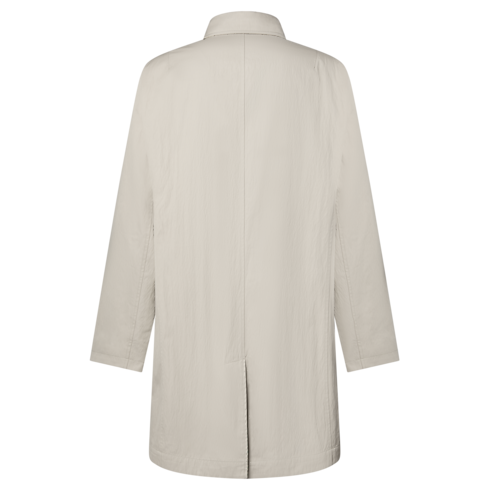 เสื้อโค้ทกันฝนลายกราฟิก ใส่ได้ทั้งสองด้าน in ผู้ชาย's เสื้อผ้า เสื้อโค้ทกันหนาวสำหรับผู้ชาย collections by Louis Vuitton (การย่อ/ขยายผลิตภัณฑ์)