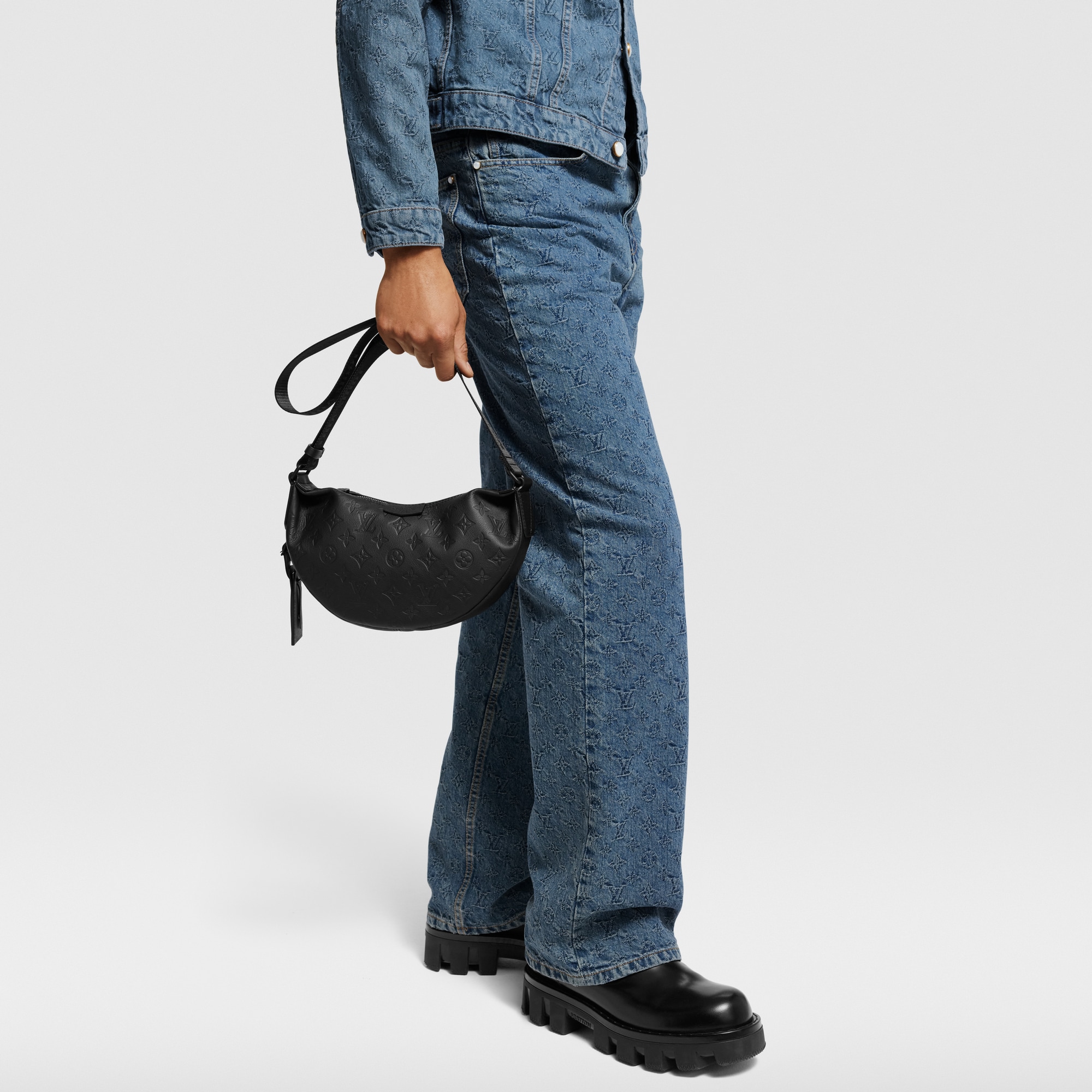 กระเป๋ารุ่น Hamac Bag PM หนัง Monogram Shadow in กระเป๋าและผลิตภัณฑ์เครื่องหนังขนาดเล็ก