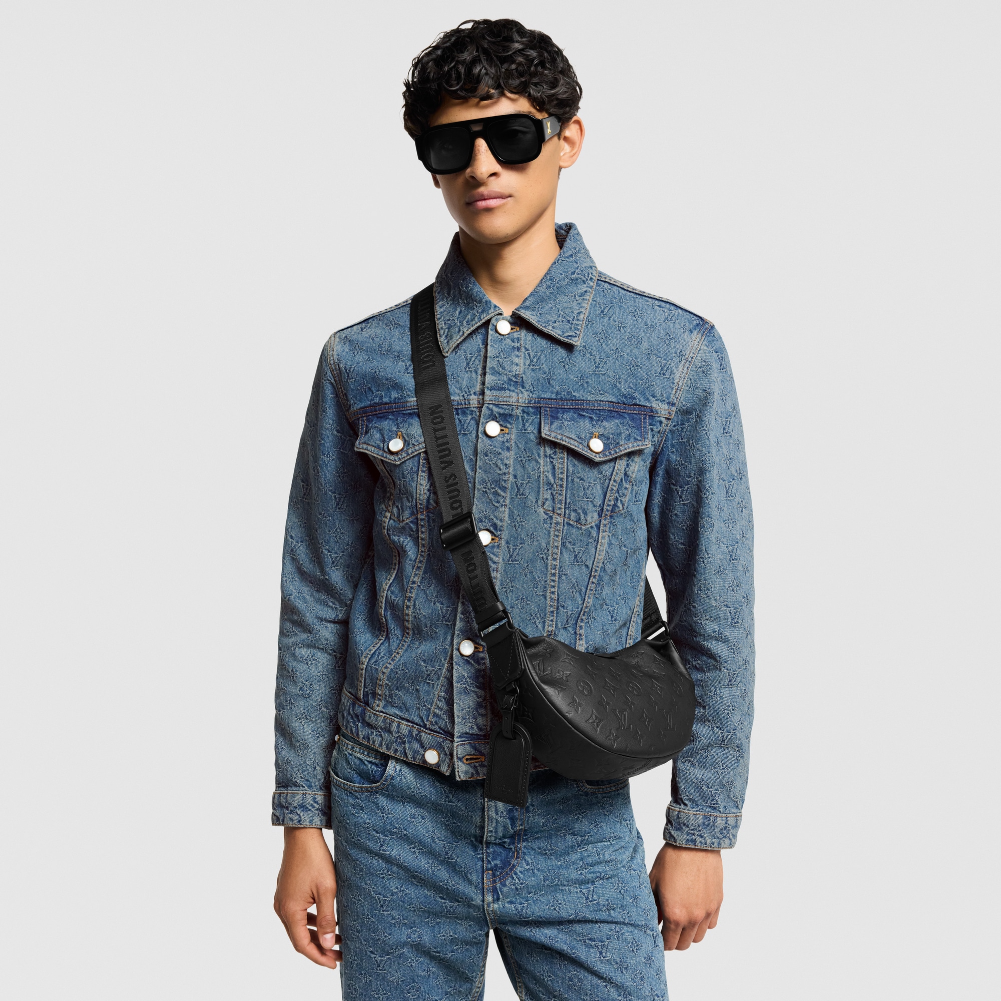 กระเป๋ารุ่น Hamac Bag PM หนัง Monogram Shadow in กระเป๋าและผลิตภัณฑ์เครื่องหนังขนาดเล็ก