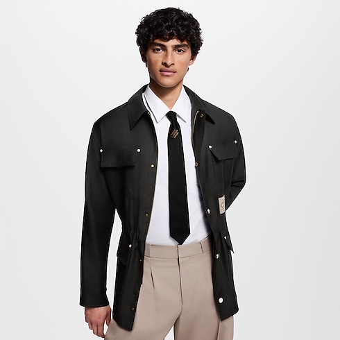 เนคไทรุ่น Heritage . in ผู้ชาย's แอคเซสเซอรี่ เนคไทและผ้าเช็ดหน้าสำหรับผู้ชาย collections by Louis Vuitton (การย่อ/ขยายผลิตภัณฑ์)