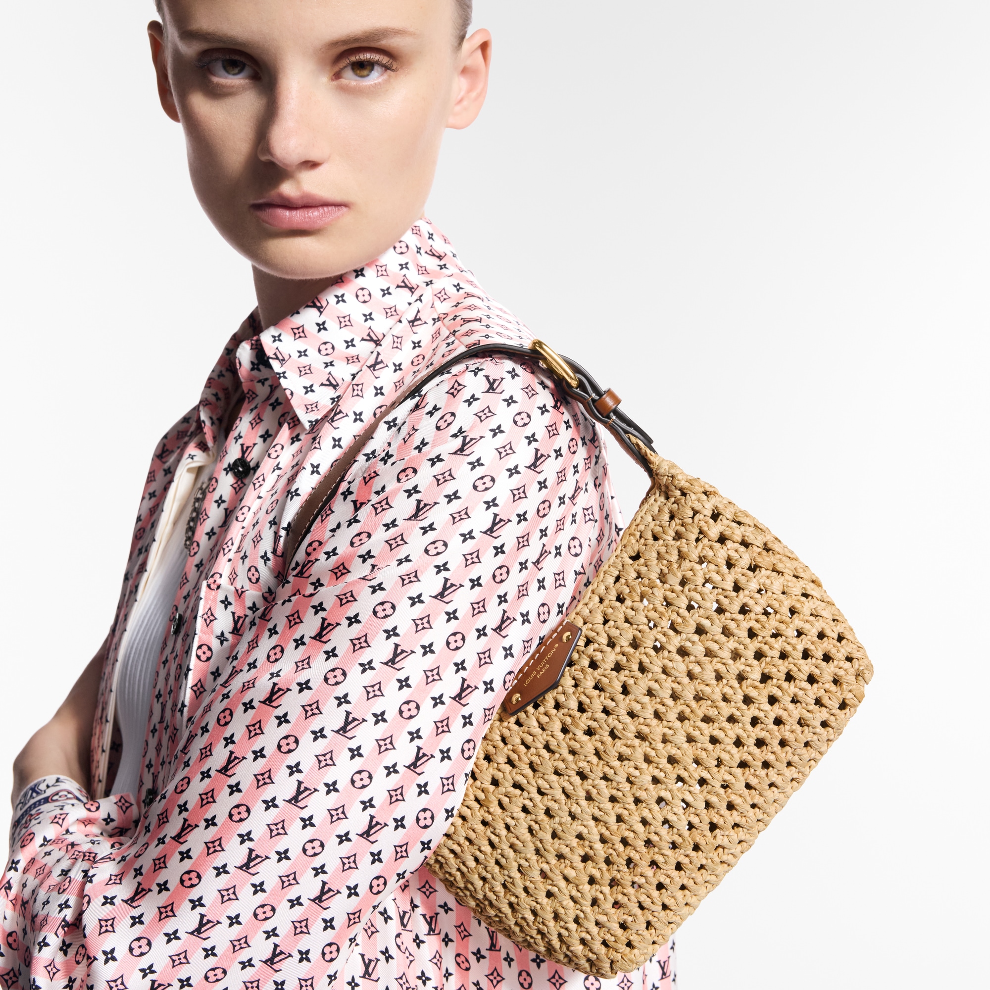 กระเป๋ารุ่น Hills Pochette Monogram แคนวาสประเภทอื่น in ผู้หญิง