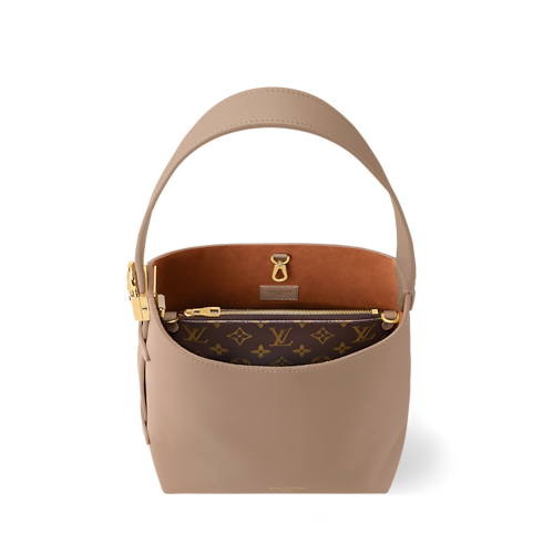 กระเป๋ารุ่น Low Key Hobo PM H33 in ผู้หญิง's กระเป๋าถือ กระเป๋าถือสำหรับผู้หญิง collections by Louis Vuitton (การย่อ/ขยายผลิตภัณฑ์)