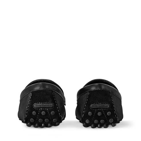 รองเท้ามอคคาซินรุ่น Hockenheim in ผู้ชาย's รองเท้า รองเท้าโลฟเฟอร์ และ มอคคาซินสำหรับผู้ชาย collections by Louis Vuitton (การย่อ/ขยายผลิตภัณฑ์)