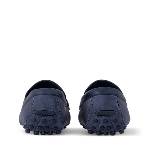 รองเท้ามอคคาซินรุ่น Hockenheim in ผู้ชาย's รองเท้า รองเท้าโลฟเฟอร์ และ มอคคาซินสำหรับผู้ชาย collections by Louis Vuitton (การย่อ/ขยายผลิตภัณฑ์)