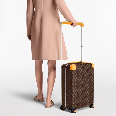กระเป๋าเดินทางรุ่น Horizon 55 G73 in ผู้ชาย's การเดินทางและท่องเที่ยว กระเป๋าเดินทางล้อลากสำหรับผู้ชาย collections by Louis Vuitton (การย่อ/ขยายผลิตภัณฑ์)
