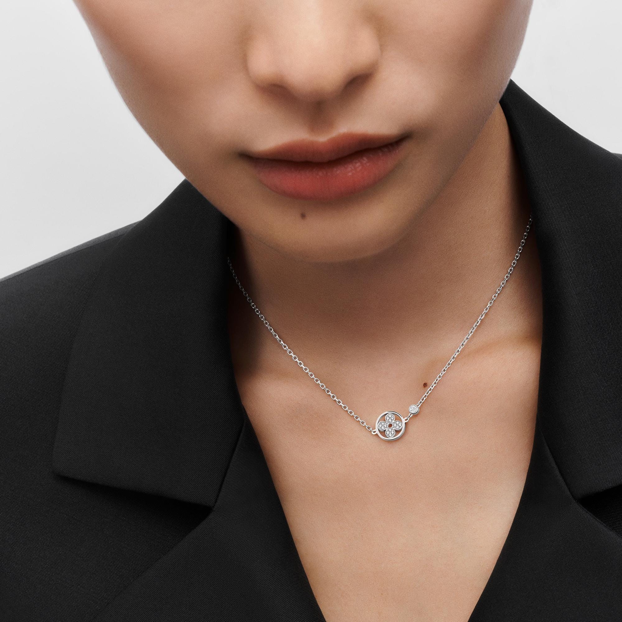 จี้ Idylle Blossom ไวท์โกลด์และเพชร  in จิวเวลรี่
