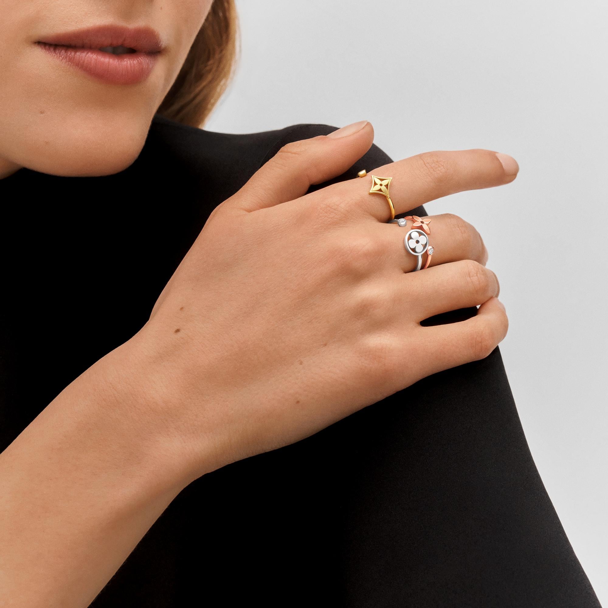 แหวน Idylle Blossom ทอง 3 ชนิดและเพชร  in จิวเวลรี่