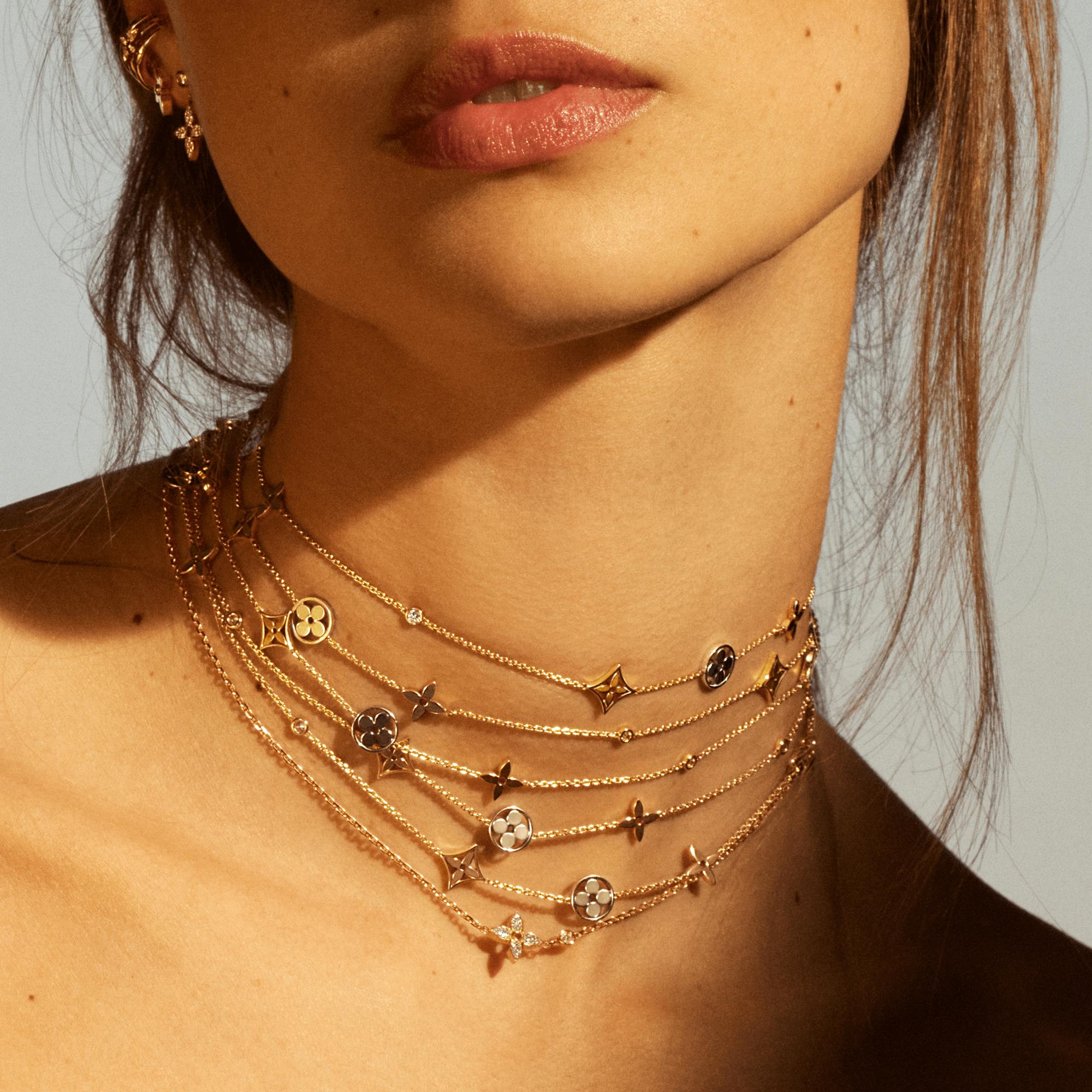 สร้อยคอ Idylle Blossom, ทองคำ 3 ชนิดและเพชร  in จิวเวลรี่