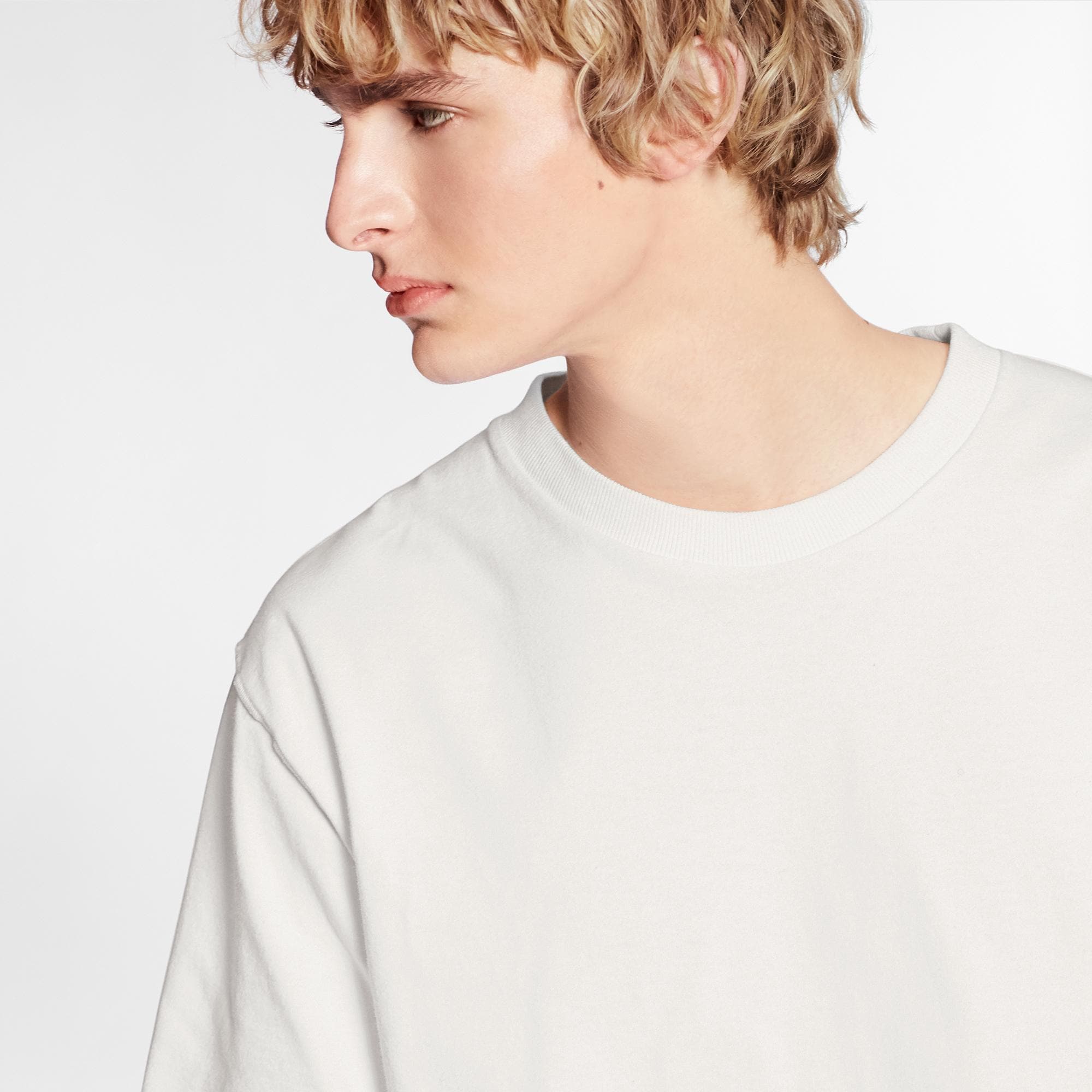 เสื้อยืดรุ่น Inside-Out  in ผู้ชาย
