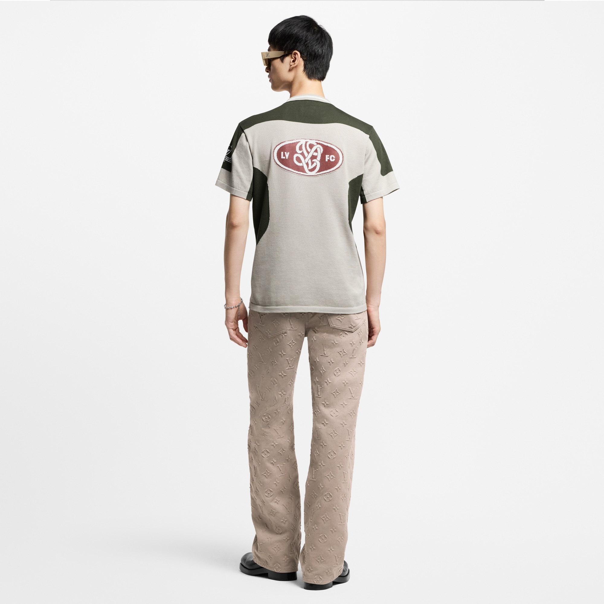 เสื้อคอกลมแขนสั้นถักแบบ Intarsia  in ผู้ชาย
