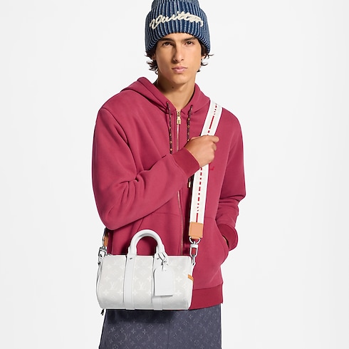 Keepall Bandoulière 25 Monogram Other in ผู้ชาย's กระเป๋า กระเป๋าสำหรับผู้ชาย collections by Louis Vuitton (การย่อ/ขยายผลิตภัณฑ์)