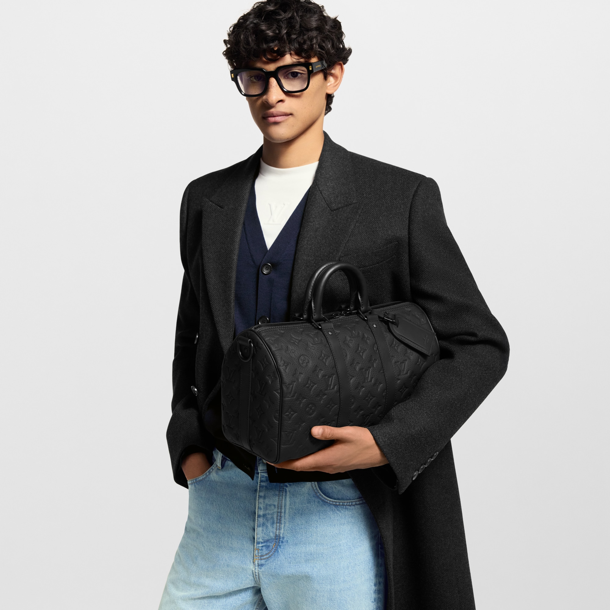 กระเป๋ารุ่น Keepall Bandoulière 35 หนัง Taurillon ลาย Monogram  in ผู้ชาย