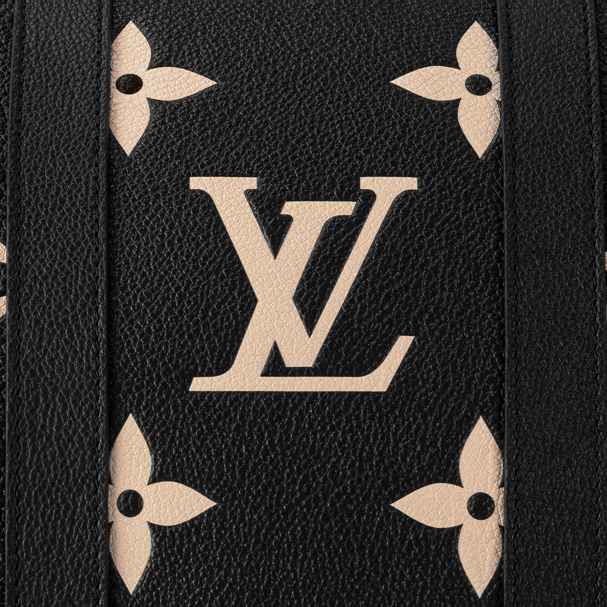 กระเป๋ารุ่น Keepall Bandoulière 45 Monogram Empreinte in ผู้ชาย