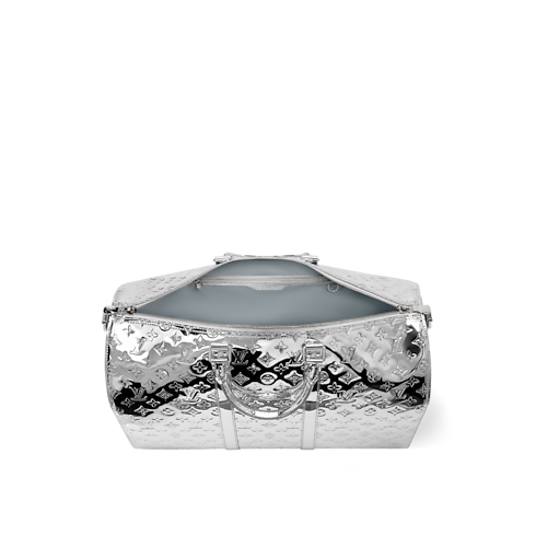 กระเป๋ารุ่น Keepall Bandoulière 50 Monogram แคนวาสประเภทอื่น in ผลิตภัณฑ์ใหม่'s สำหรับผู้หญิง LV Ski collections by Louis Vuitton (การย่อ/ขยายผลิตภัณฑ์)