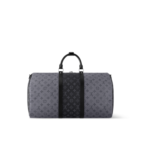 กระเป๋าเดินทางรุ่น Keepall Bandoulière 50 Monogram Eclipse in ผู้ชาย's การเดินทางและท่องเที่ยว กระเป๋าเดินทางแบบถือสำหรับผู้ชาย collections by Louis Vuitton (การย่อ/ขยายผลิตภัณฑ์)