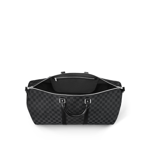 กระเป๋ารุ่น Keepall Bandoulière 55 Damier Graphite แคนวาส in ผู้ชาย's การเดินทางและท่องเที่ยว กระเป๋าเดินทางแบบถือสำหรับผู้ชาย collections by Louis Vuitton (การย่อ/ขยายผลิตภัณฑ์)