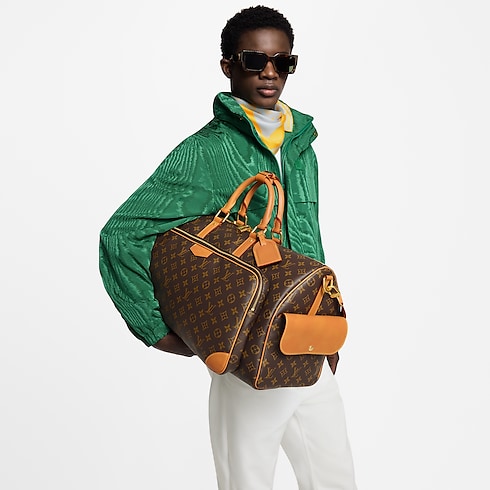 กระเป๋ารุ่น Keepall Cargo 50 G69 in กระเป๋าและผลิตภัณฑ์เครื่องหนังขนาดเล็ก's สำหรับผู้ชาย ไอคอนิก collections by Louis Vuitton (การย่อ/ขยายผลิตภัณฑ์)