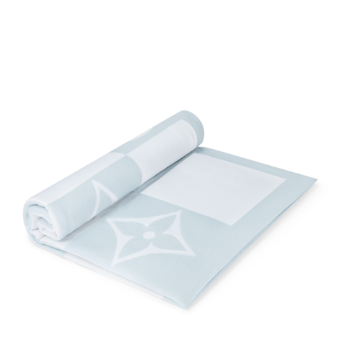 ผ้าห่มถักลาย . in ของขวัญและการสร้างสรรค์ผลงานของคุณ's ของขวัญสำหรับเด็ก } collections by Louis Vuitton (การย่อ/ขยายผลิตภัณฑ์)