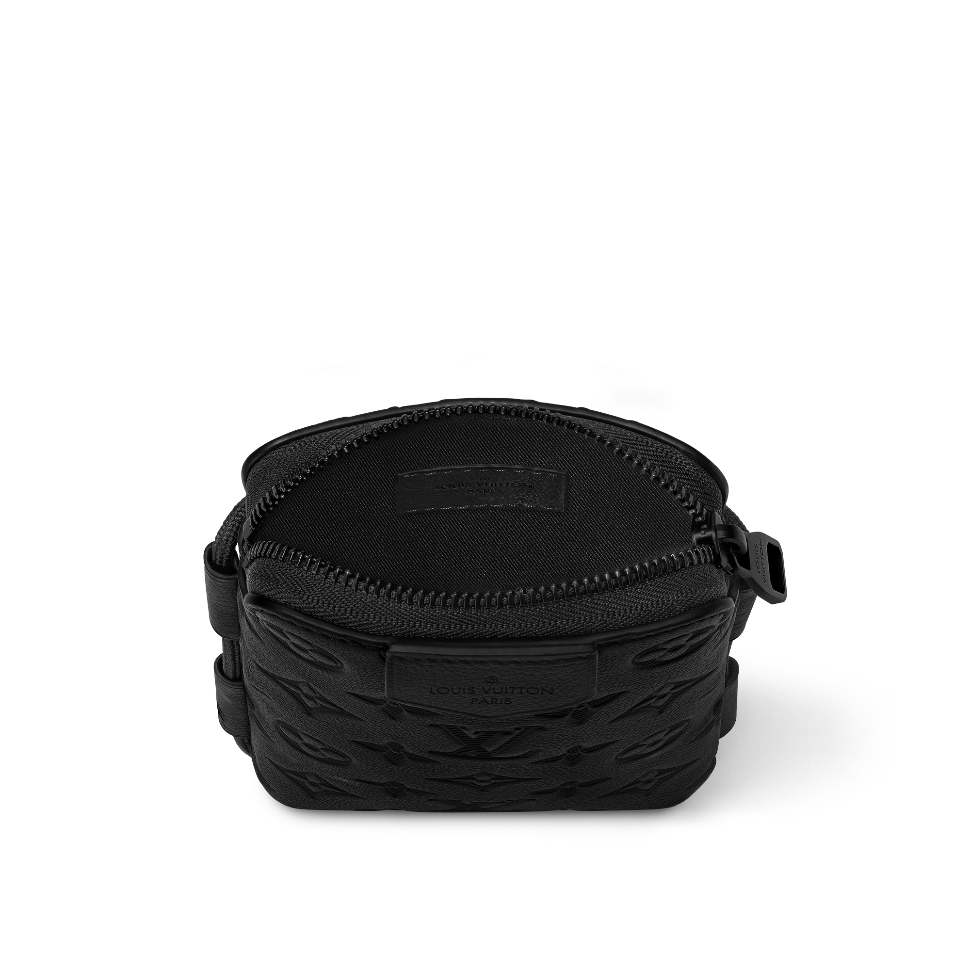 กระเป๋ารุ่น Lace Up Pouch หนัง Monogram Shadow in ผู้ชาย