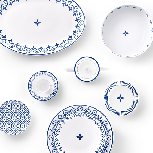 ชาม Monogram Flower Tile ขนาดใหญ่ in ทรังก์ การเดินทาง และ บ้าน's บ้านและศิลปะการไดนิ่ง ที่สุดแห่งศิลปะการไดนิ่ง collections by Louis Vuitton (การย่อ/ขยายผลิตภัณฑ์)