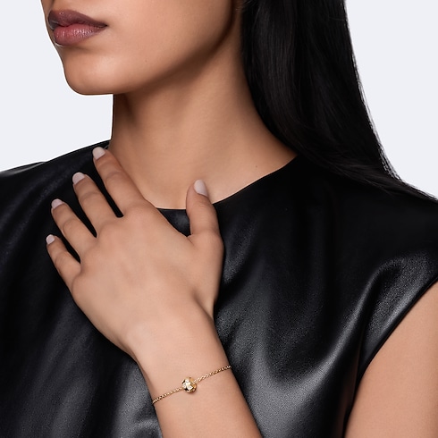 สร้อยข้อมือ Le Damier de Louis Vuitton เยลโลว์โกลด์และเพชร in จิวเวลรี่'s หมวดหมู่ กำไลและสร้อยข้อมือ collections by Louis Vuitton (การย่อ/ขยายผลิตภัณฑ์)