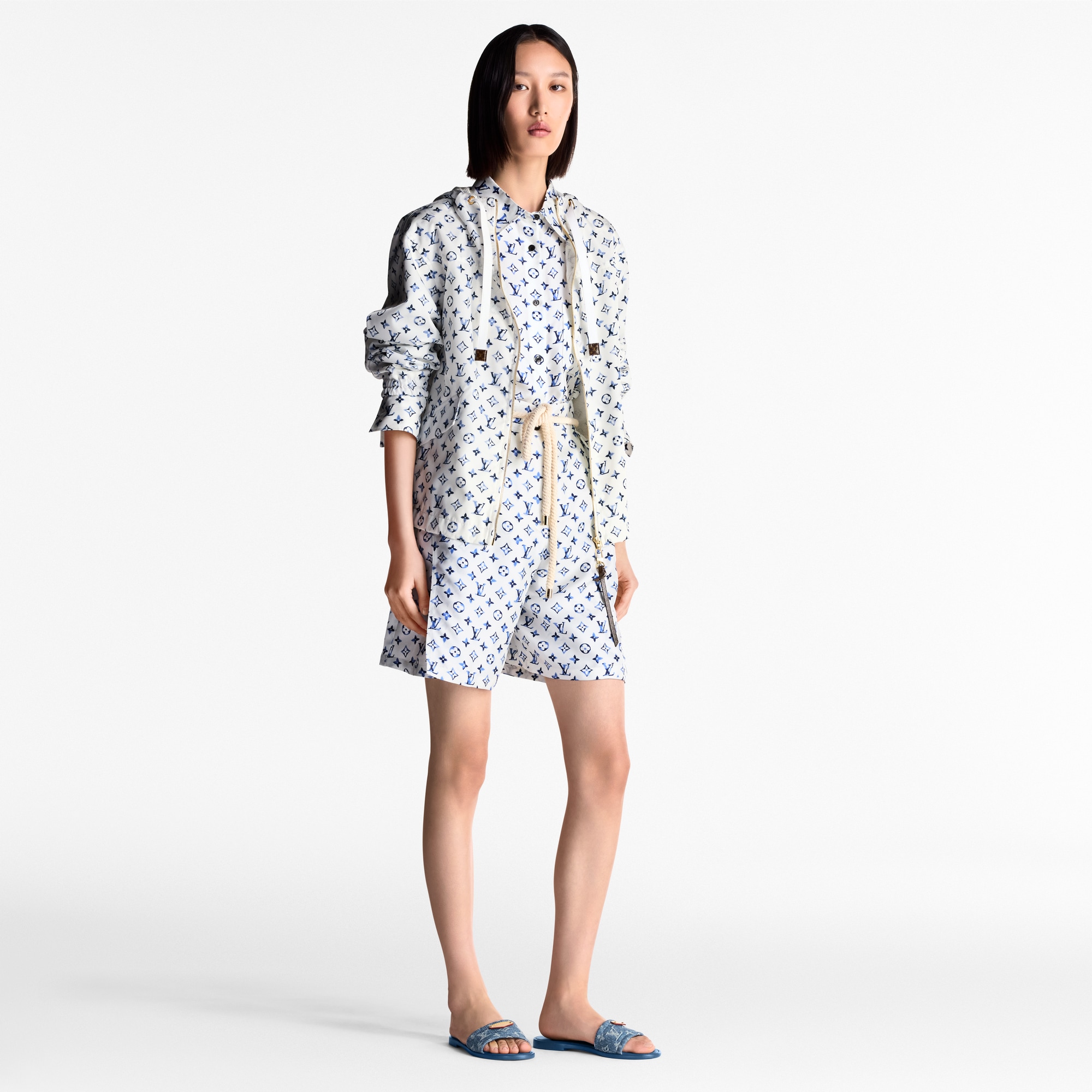 รองเท้าสวมเปิดส้นแบนรุ่น Lily  in ผู้หญิง