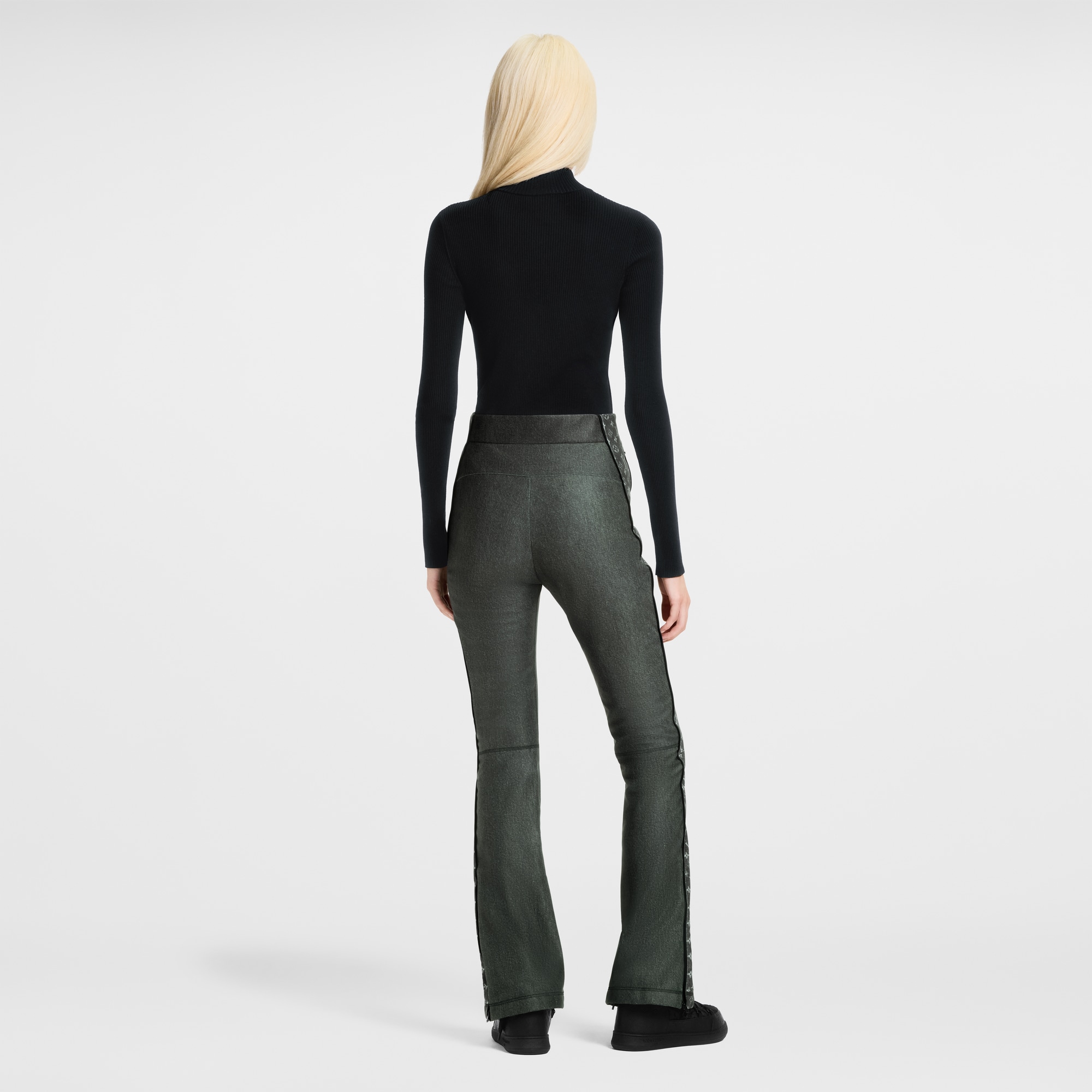 Long-Sleeved Rib-Knit Top  in ผู้หญิง